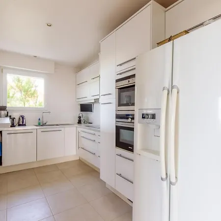 De La - A Sur Holiday home